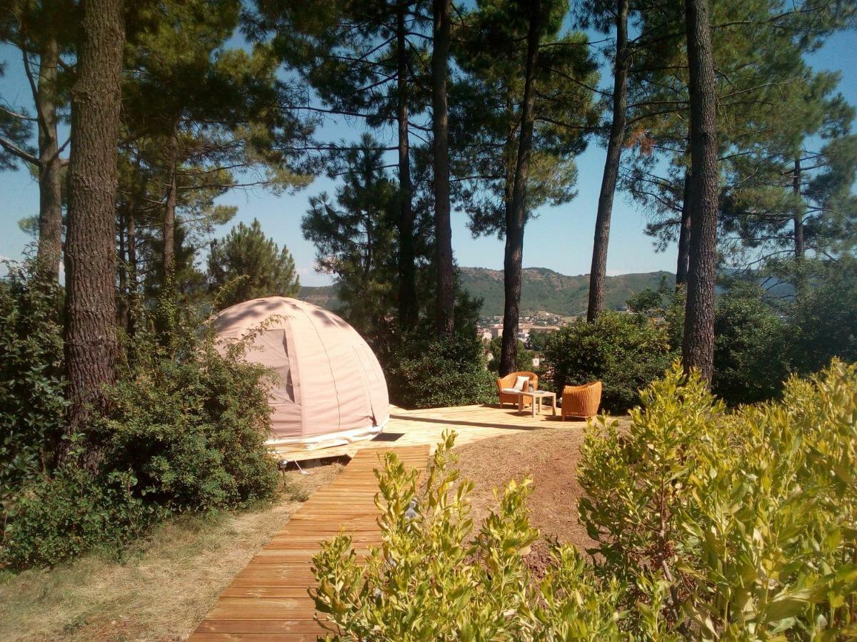Les O de Privas, 1 Tente Wigwam et son  Jacuzzi  privatif dans le jardin Extérieur photo